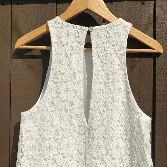 Show me your mumu Ritzy mini white lace dress. Keyhole back, size medium - Picture 13 of 16